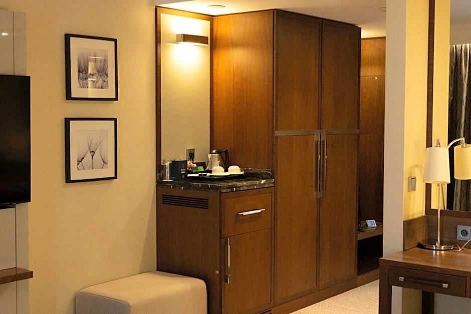 DoubleTree By Hilton Hotel & Conference Centre Warsaw