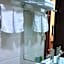Pinshang Business Hotel
