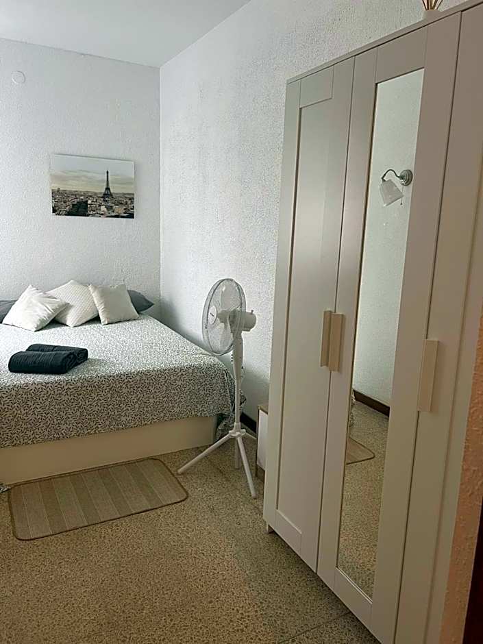 Habitacion privada en PISO COMPARTIDO Lepanto