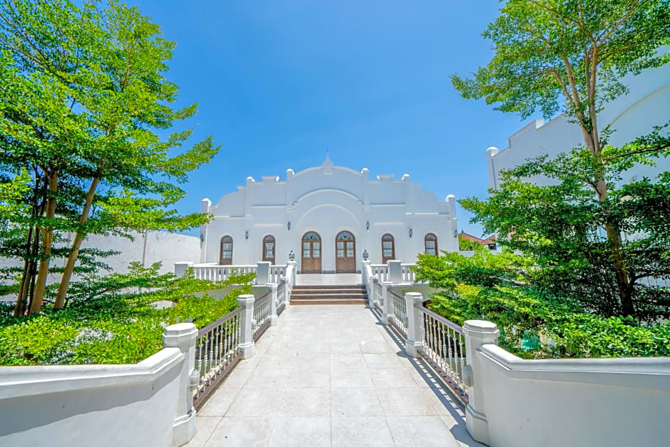Pitaloka Hotel Sanur By DeWizZ Management