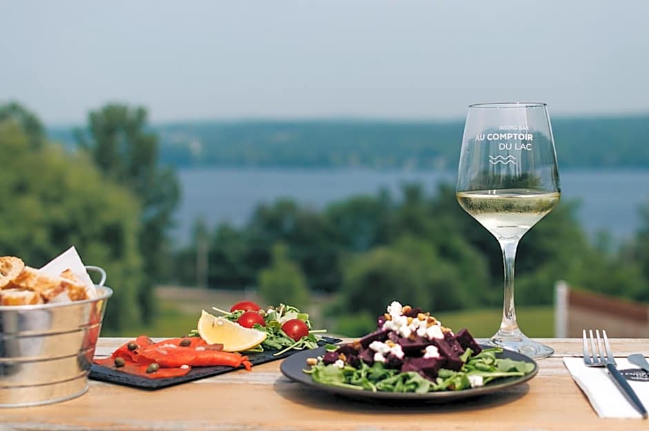 Au Sommet du Lac Magog