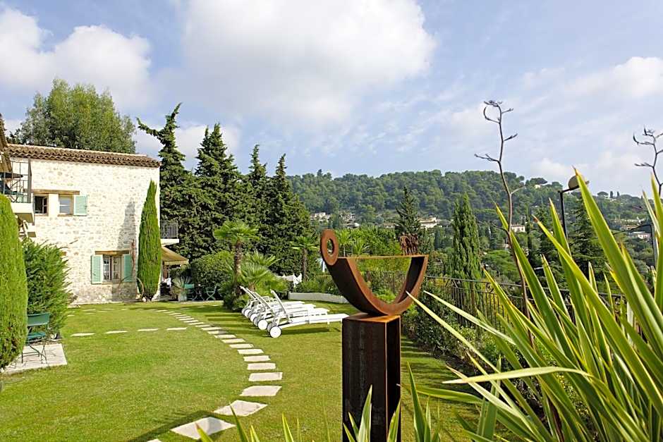 Hôtel La Grande Bastide