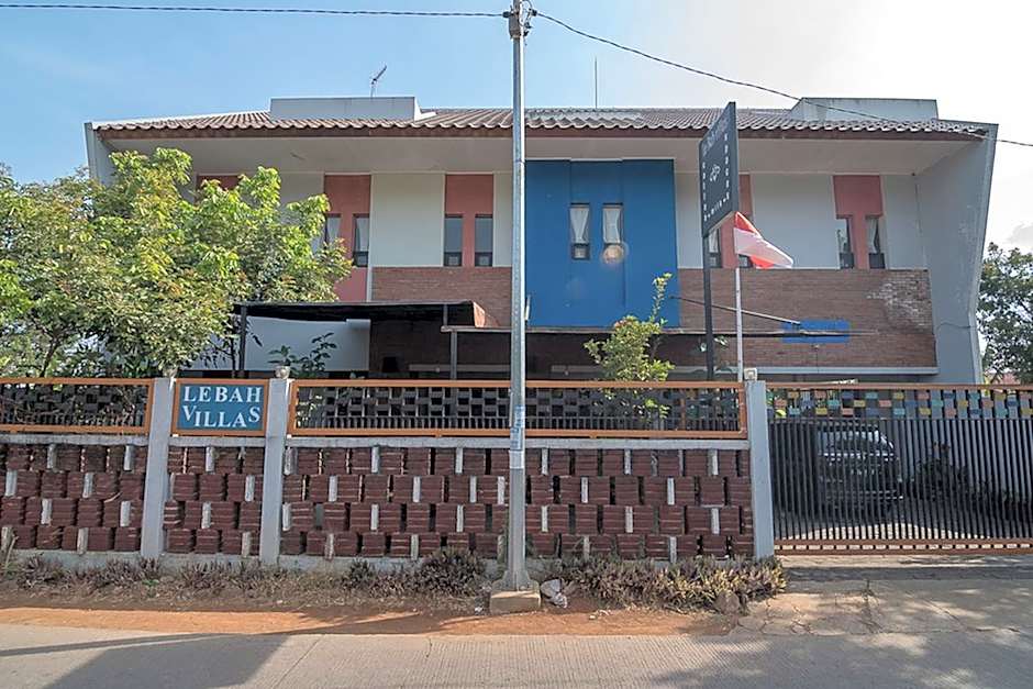 RedDoorz Syariah near Krida Nusantara