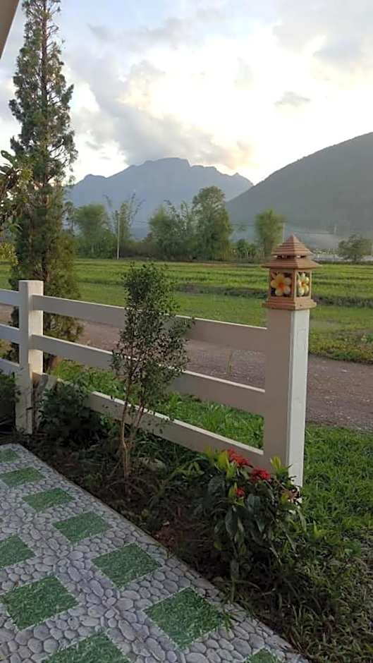 Ban Thung Talay Mok Chiangdao