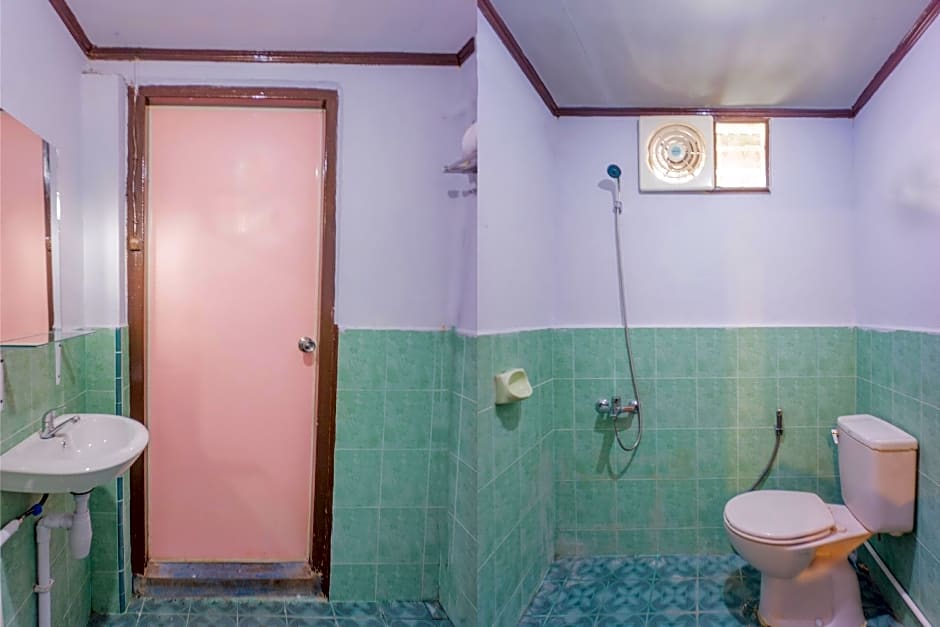 OYO 2180 Vina Vira Hotel