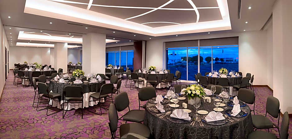 HS HOTSSON Smart León Centro Max