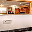Econo Lodge Inn & Suites Madras