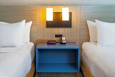 Queen Room with Two Queen Beds - Non-Smoking - Upper Floor