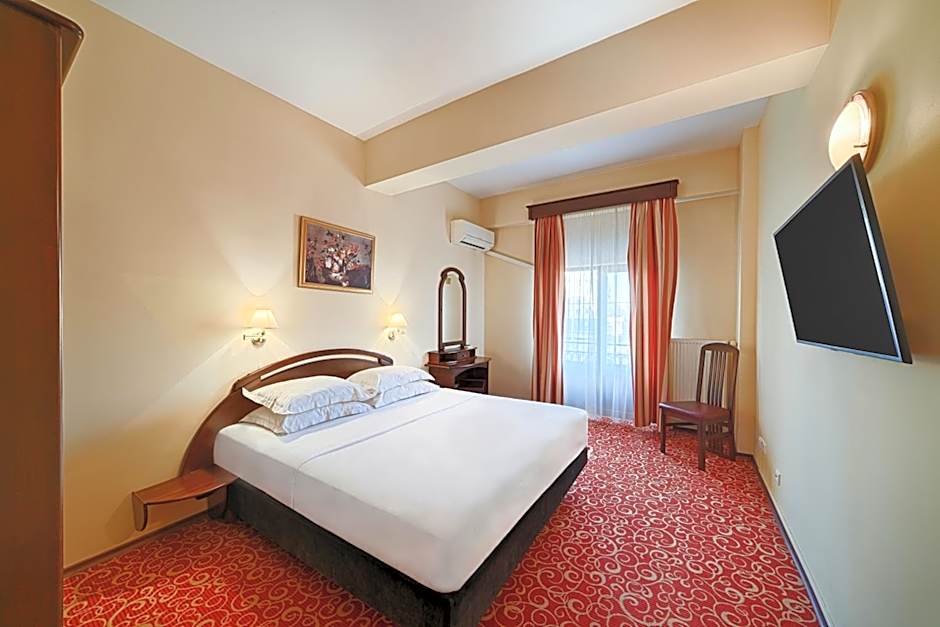 Central Hotel