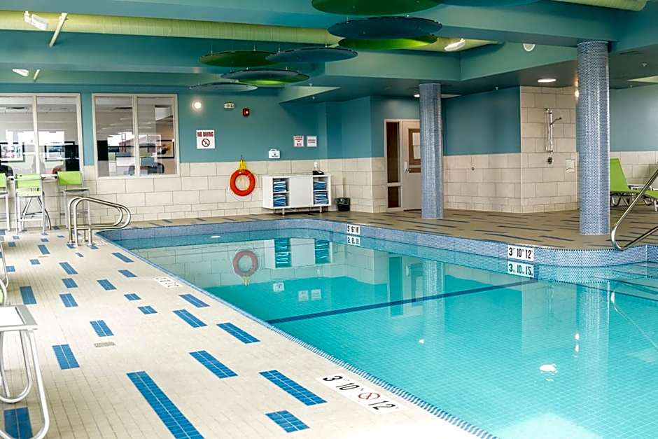 Holiday Inn Express & Suites Brandon By IHG
