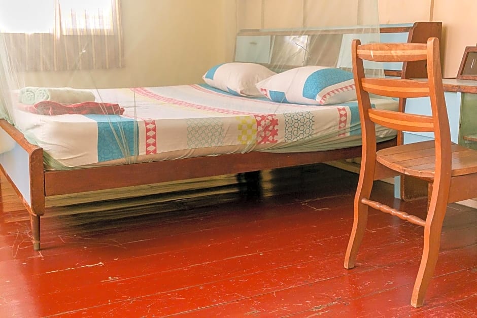 Voyage Home – Malacca , TX