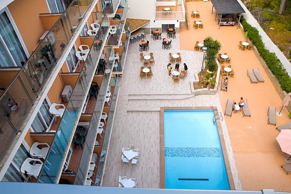 Hotel Costa Mediterraneo