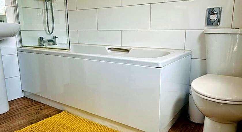 Hollicarrs - Newlands