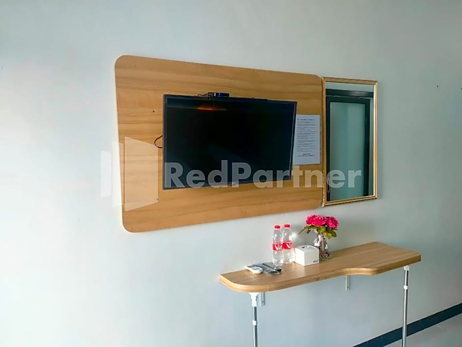 Joy Homestay Near UMJ Jember Mitra RedDoorz