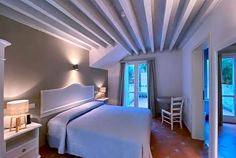 Double Room with Patio