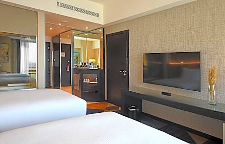 Two Twin Beds Deluxe Room