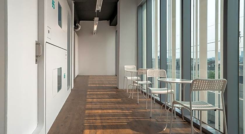 Bobopod Kebayoran Baru, Jakarta