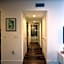 Los Angeles Premium Suites with Free Parking