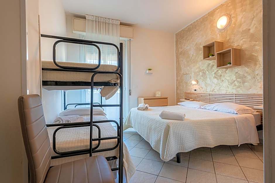 HOTEL JOHN