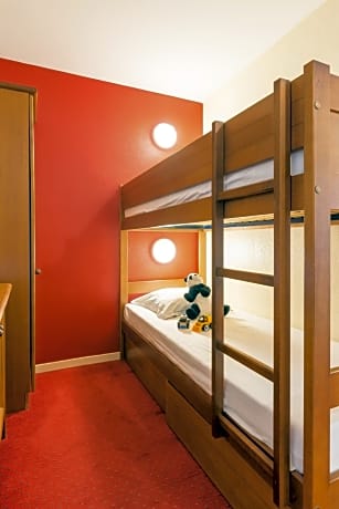 Studio with Sleeping Alcove (4 People)