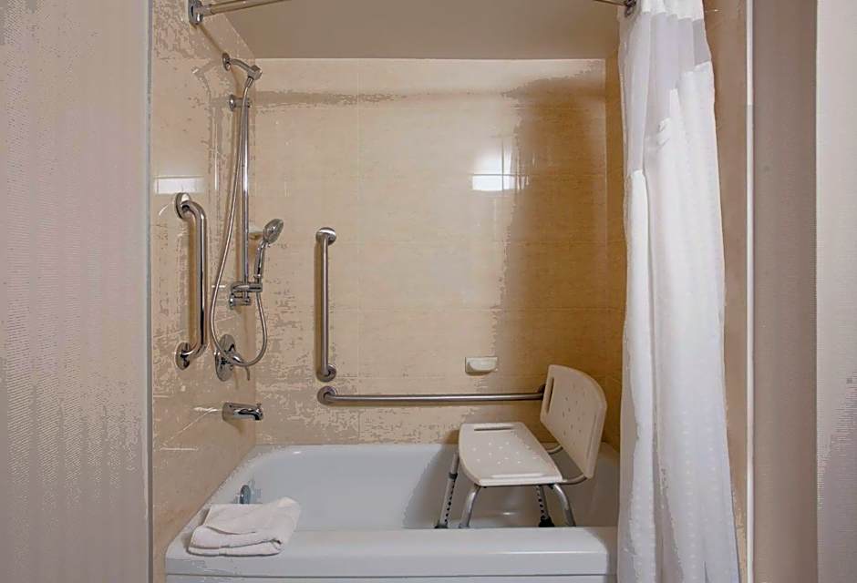 Holiday Inn Vancouver-Centre Broadway By IHG