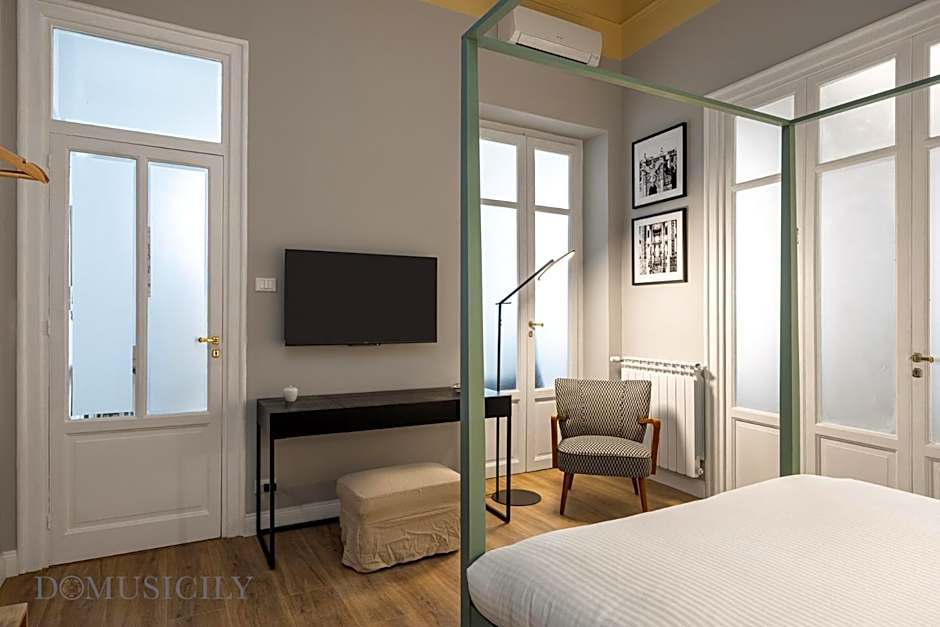Constance Luxury Apartment by DomuSicily