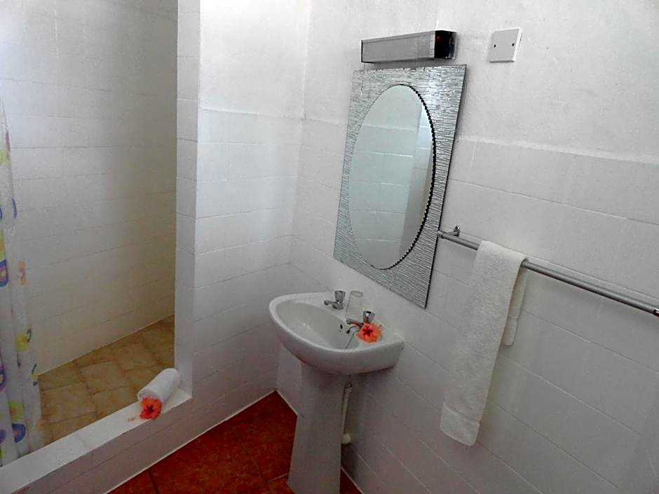 Lazare Picault Hotel