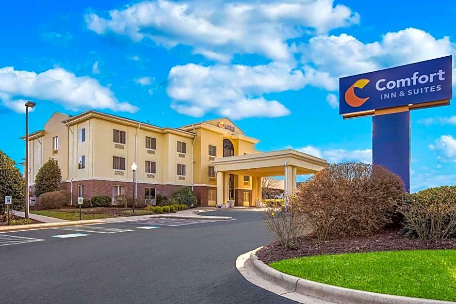 Comfort Inn & Suites Brevard North