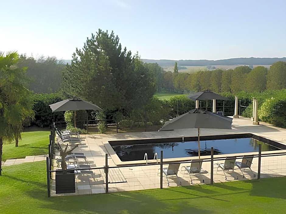 Chateau Les Merles et ses Villas