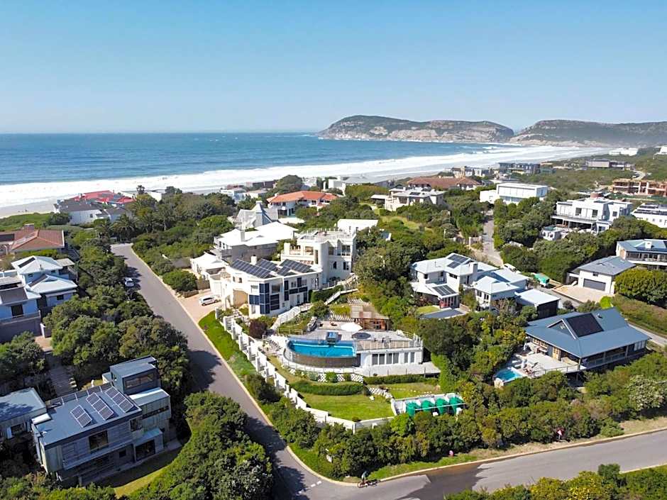 Gemini Villa - Solar Powered Pool & Near Beach