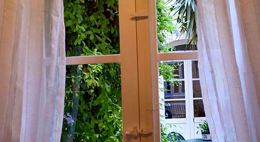 Village Knights Accommodation