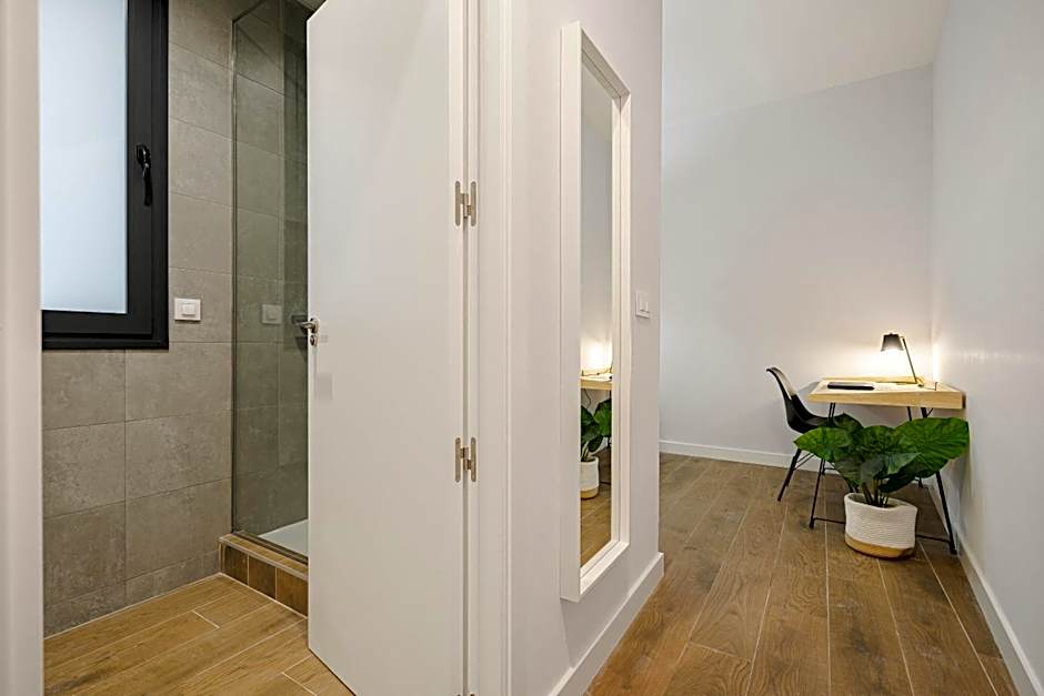 Feelathome Castilla Apartments