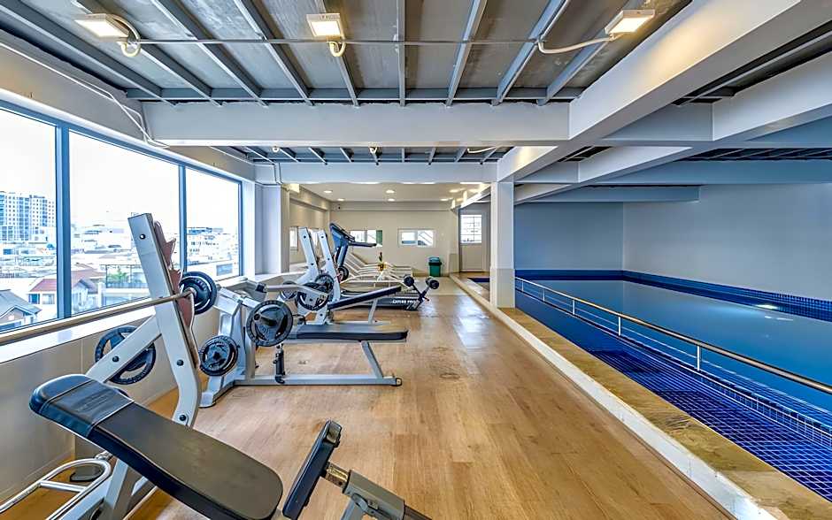 Cherry Hotel and Apartment