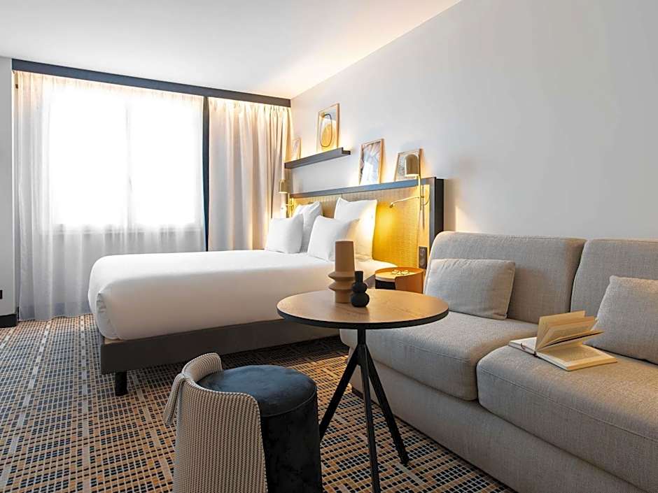 Mercure Paris Bercy Bibliotheque