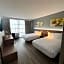 Wingate by Wyndham Long Island City