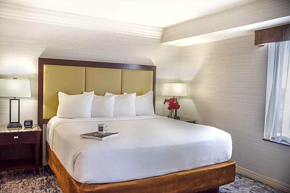 The Madison Concourse Hotel