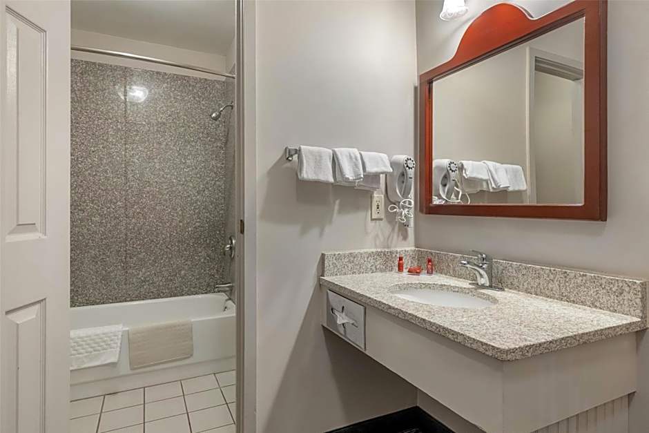 SureStay Plus Hotel by Best Western Auburn