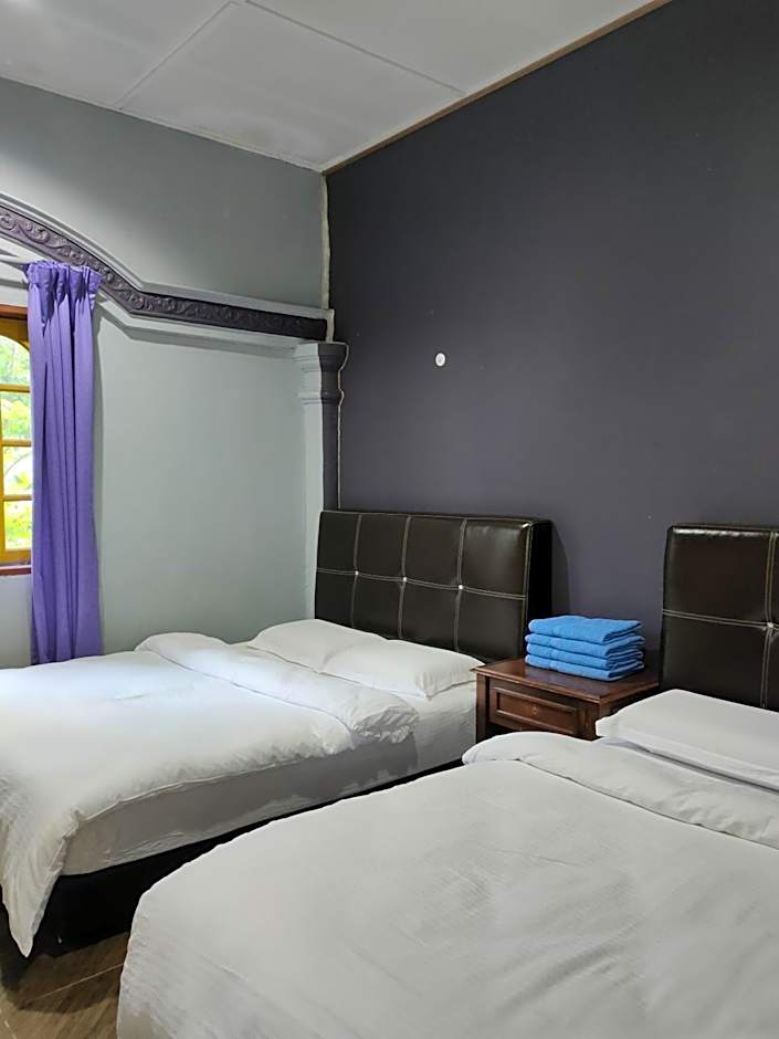 Taman negara rainbow guest house