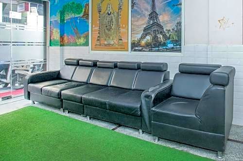 OYO Flagship 10363 Sri Balaji Guest House & Restaurent