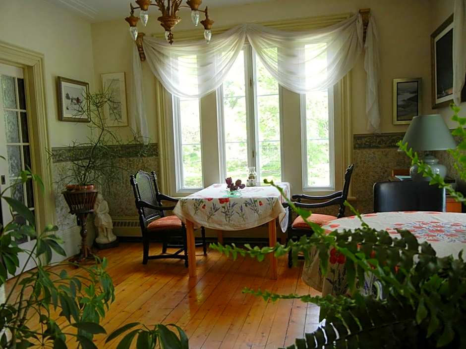 Auberge du Sault-à-la-Puce