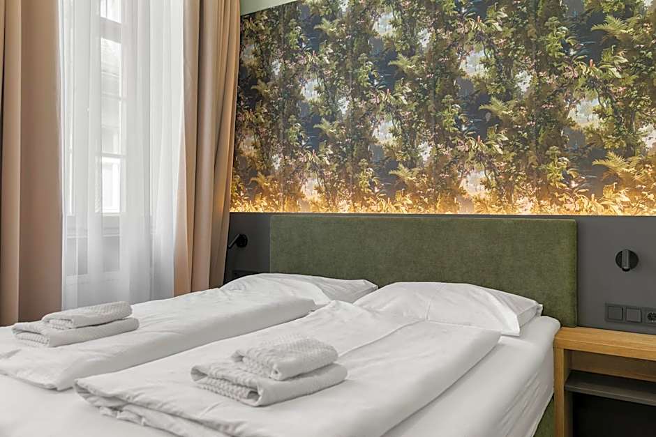 NEU - Sona Design Rooms - CITY CENTER -