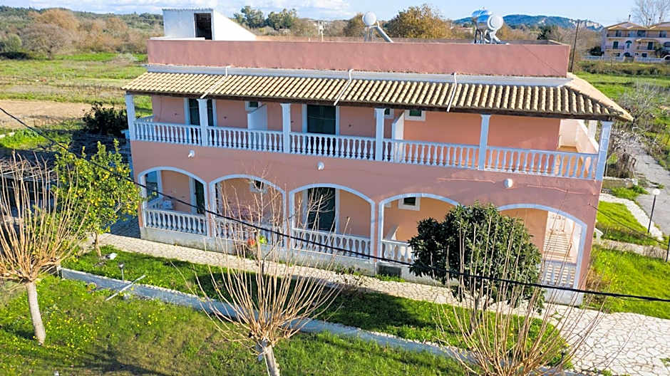 Aris Paschalia Studios