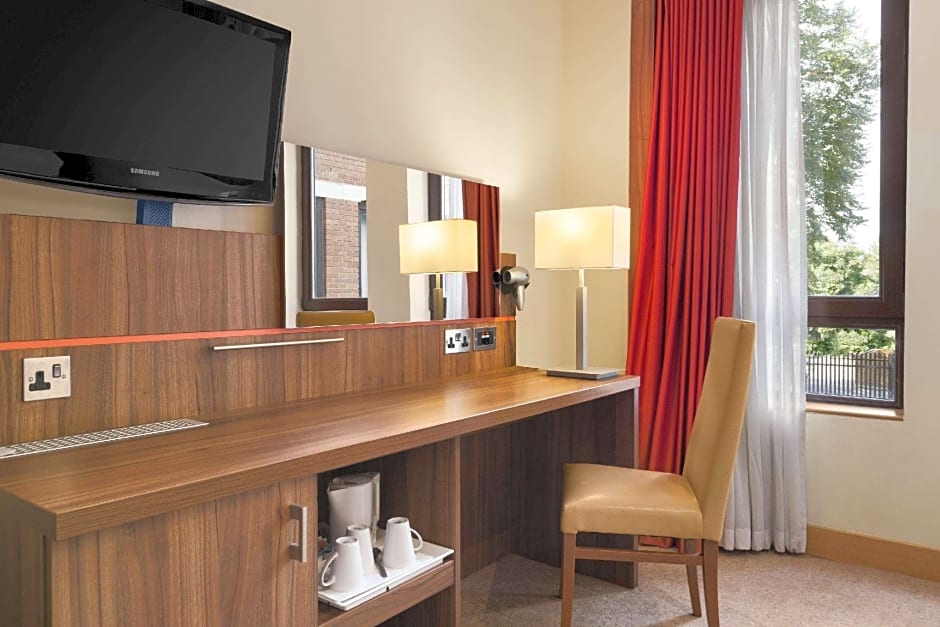 Ramada Hounslow - Heathrow East