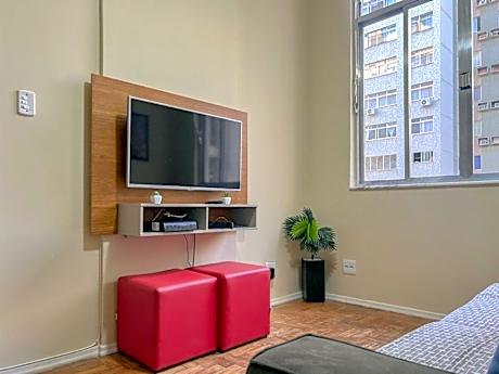 Apto completo em Copacabana