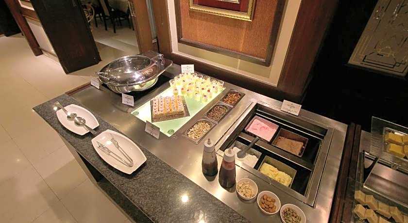 Taj Mahal Hotel Abids