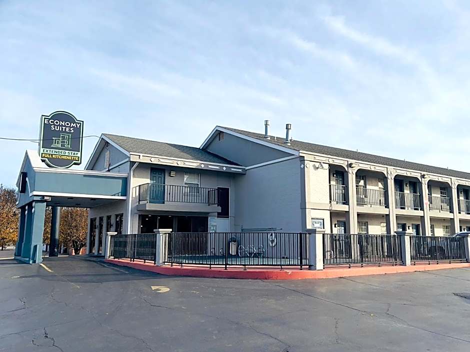 Economy Suites Fairgrounds