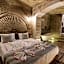 Sarnich Cave Suites