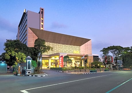 Atria Hotel Magelang