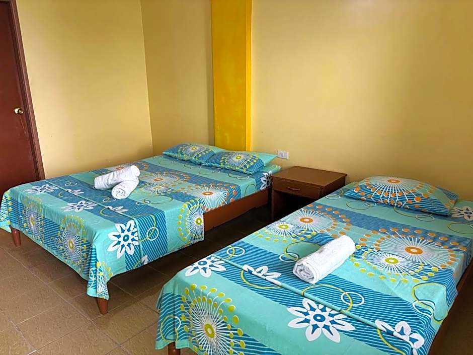 White Beach Hotel Puerto Galera powered by Cocotel