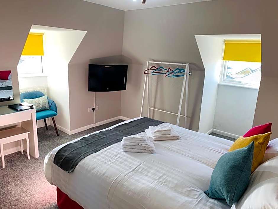 The Greenwich Rooms - Burger & Bird Bar & Restaurant